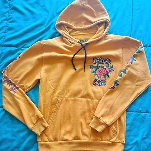✨️BUY 2 GET 1 FREE✨️Fresh Laundry Yellow Hoodie w/ Roses